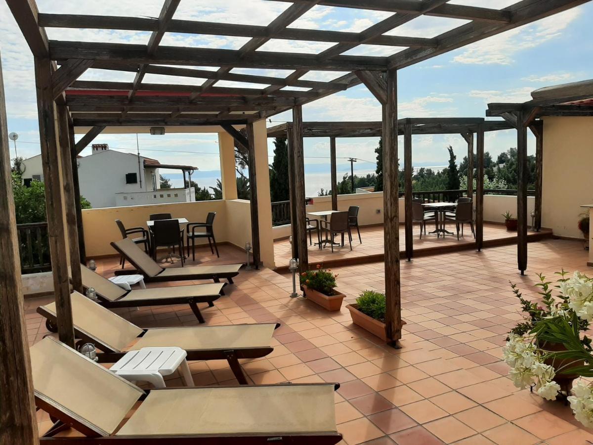 Gi Ga Mar Aparthotel Kriopigi Exterior foto