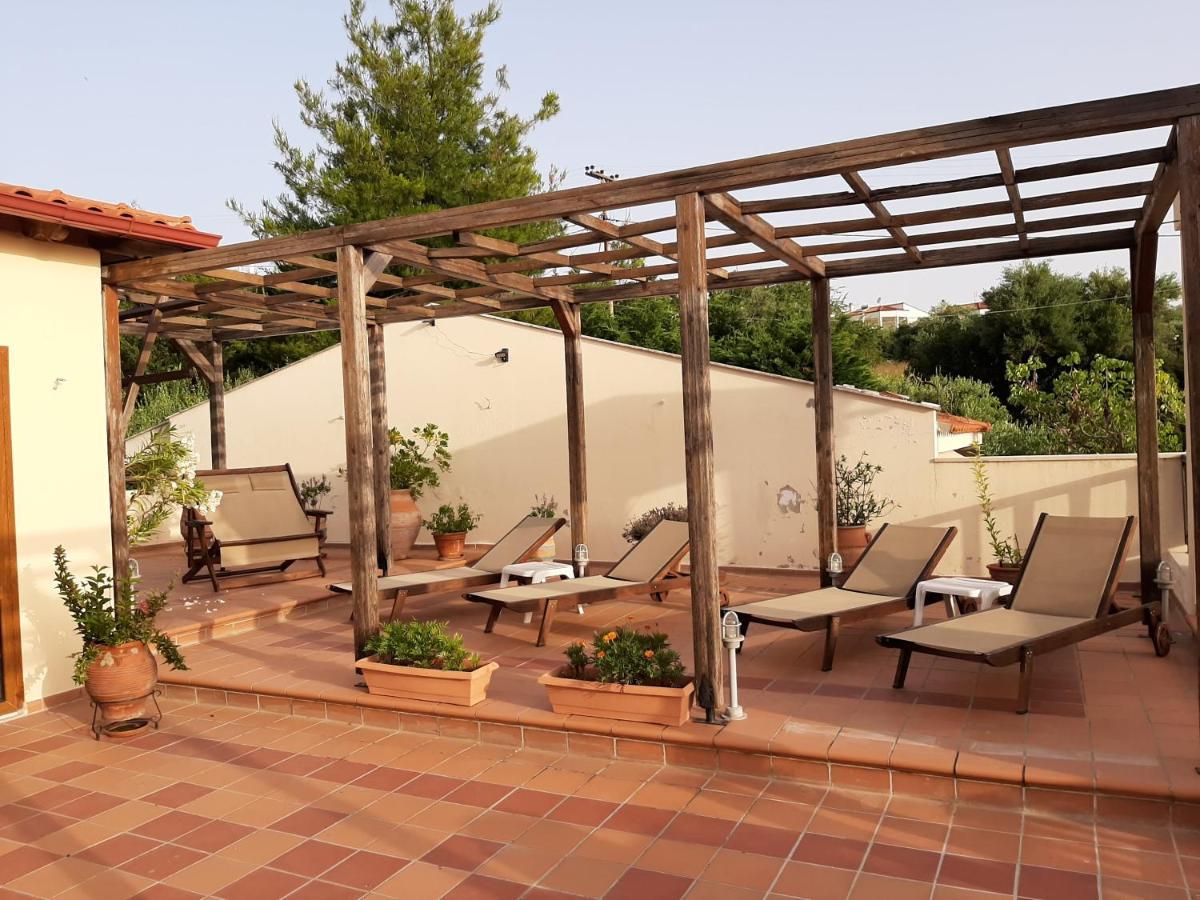 Gi Ga Mar Aparthotel Kriopigi Exterior foto