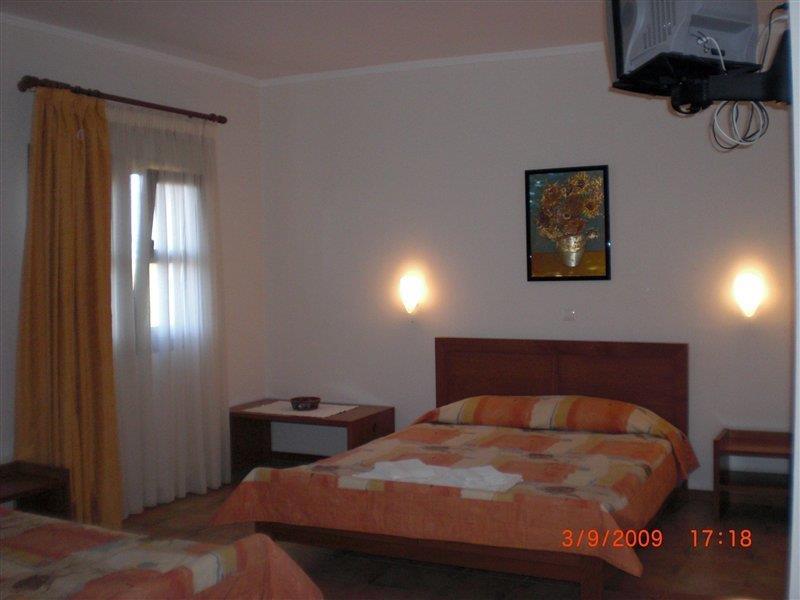 Gi Ga Mar Aparthotel Kriopigi Exterior foto